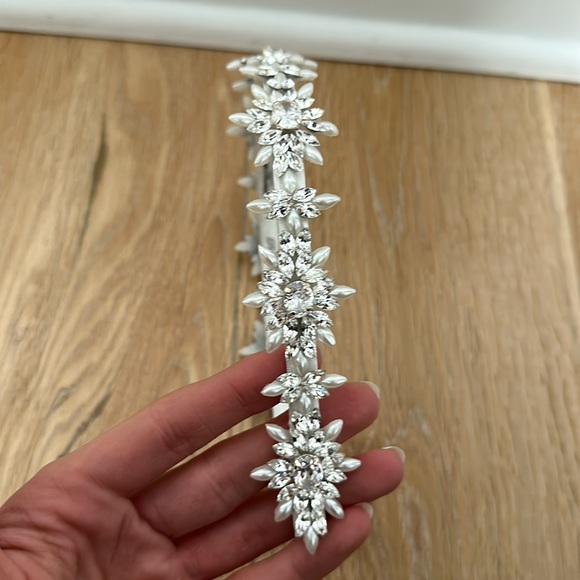 Pnina Tornai Swarovski Crystal and Pearl Cluster Wedding Headband Head Piece NWT - Picture 4 of 11